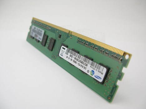 HP 4GB DDR3-1600 DIMM for rp5800 (B4U36AA) 319EL
